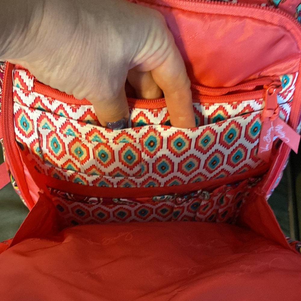 Vera Bradley backpack 🎒 - Picture 4 of 7